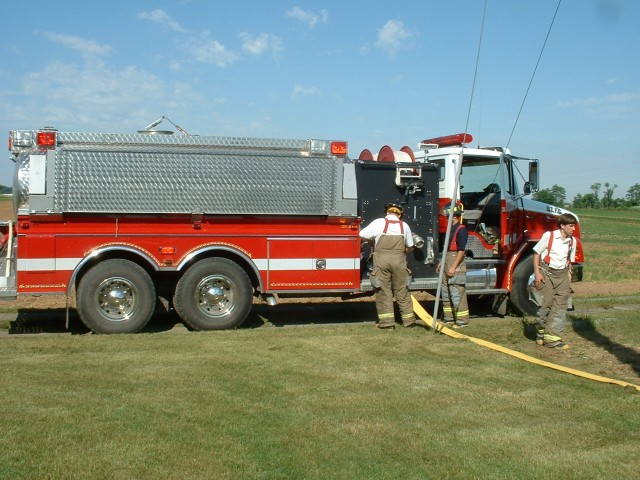 Assisting Witmer on a major gas leak on Single tree lane... 6/2/04